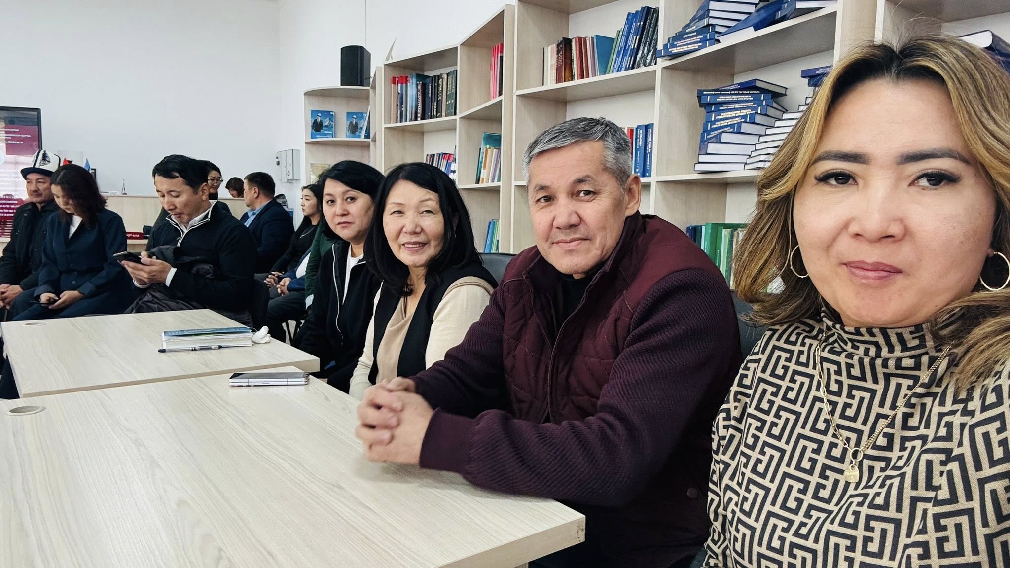 В КГУ им. И. Арабаева представили новые издания, посвящённые 80-летию университета и наследию Ишеналы Арабаева